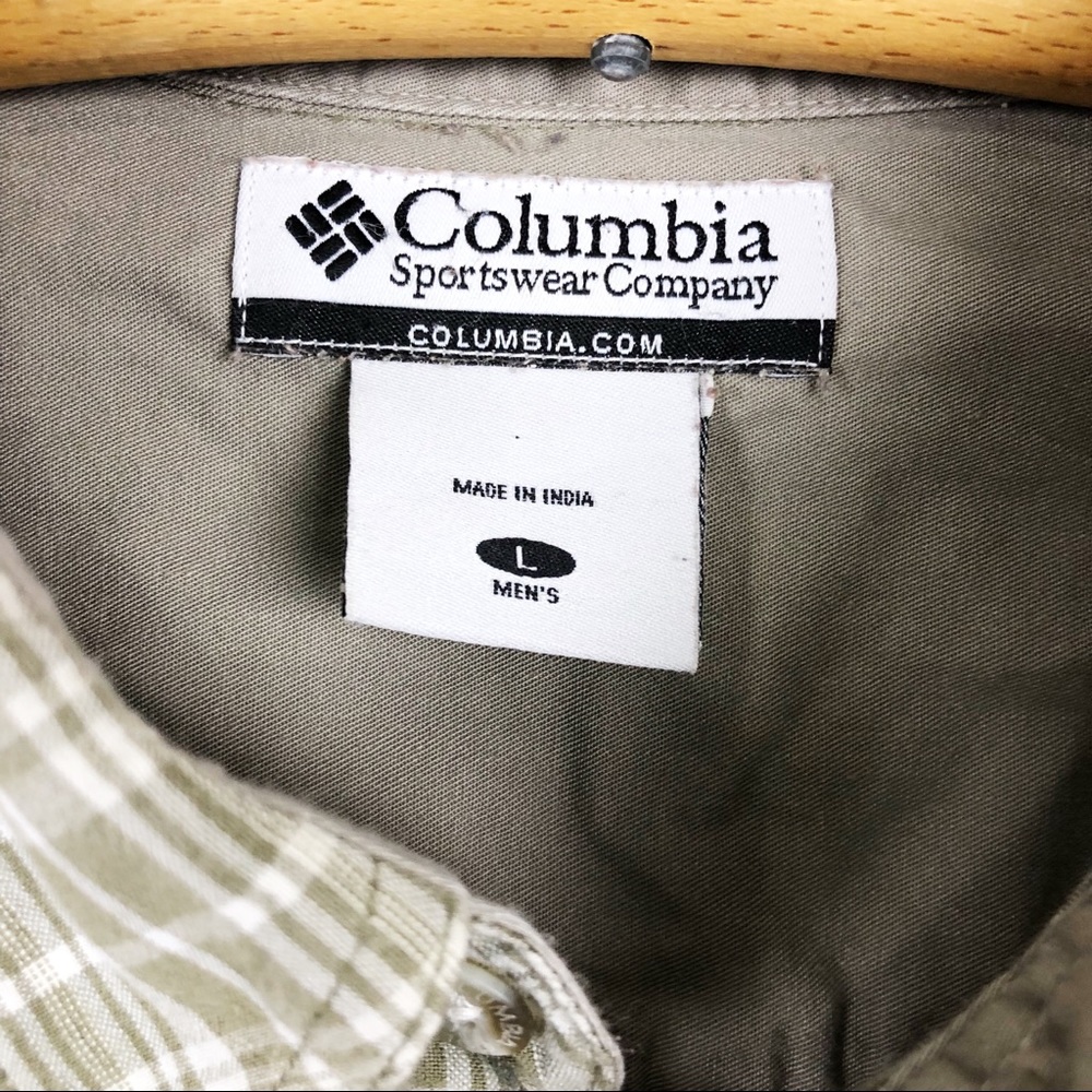 🌿 Columbia plaid button up - Picture 3 of 7